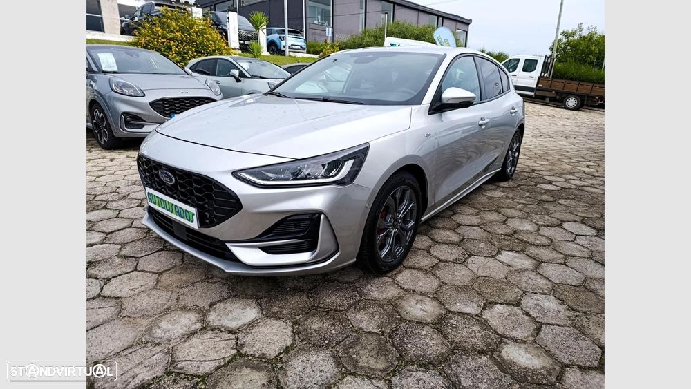 Ford Focus 1.0 EcoBoost MHEV ST-Line - 2