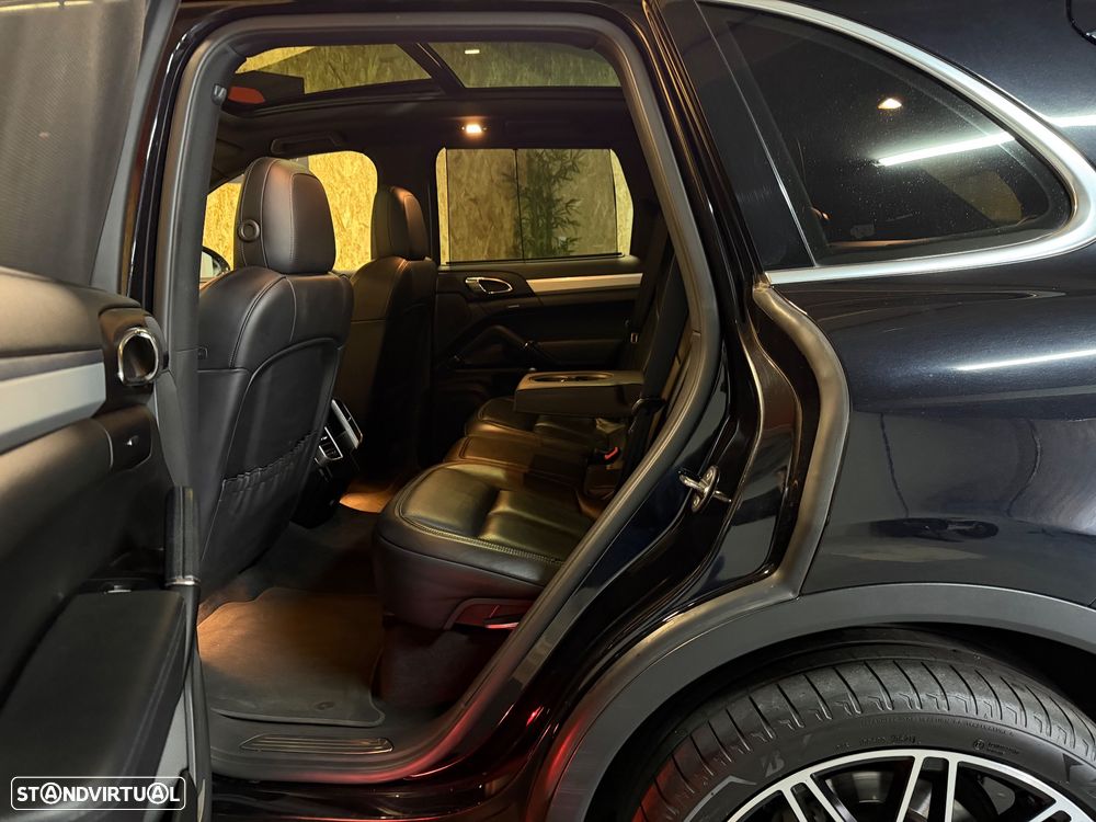 Porsche Cayenne 3.0 V6 - 13
