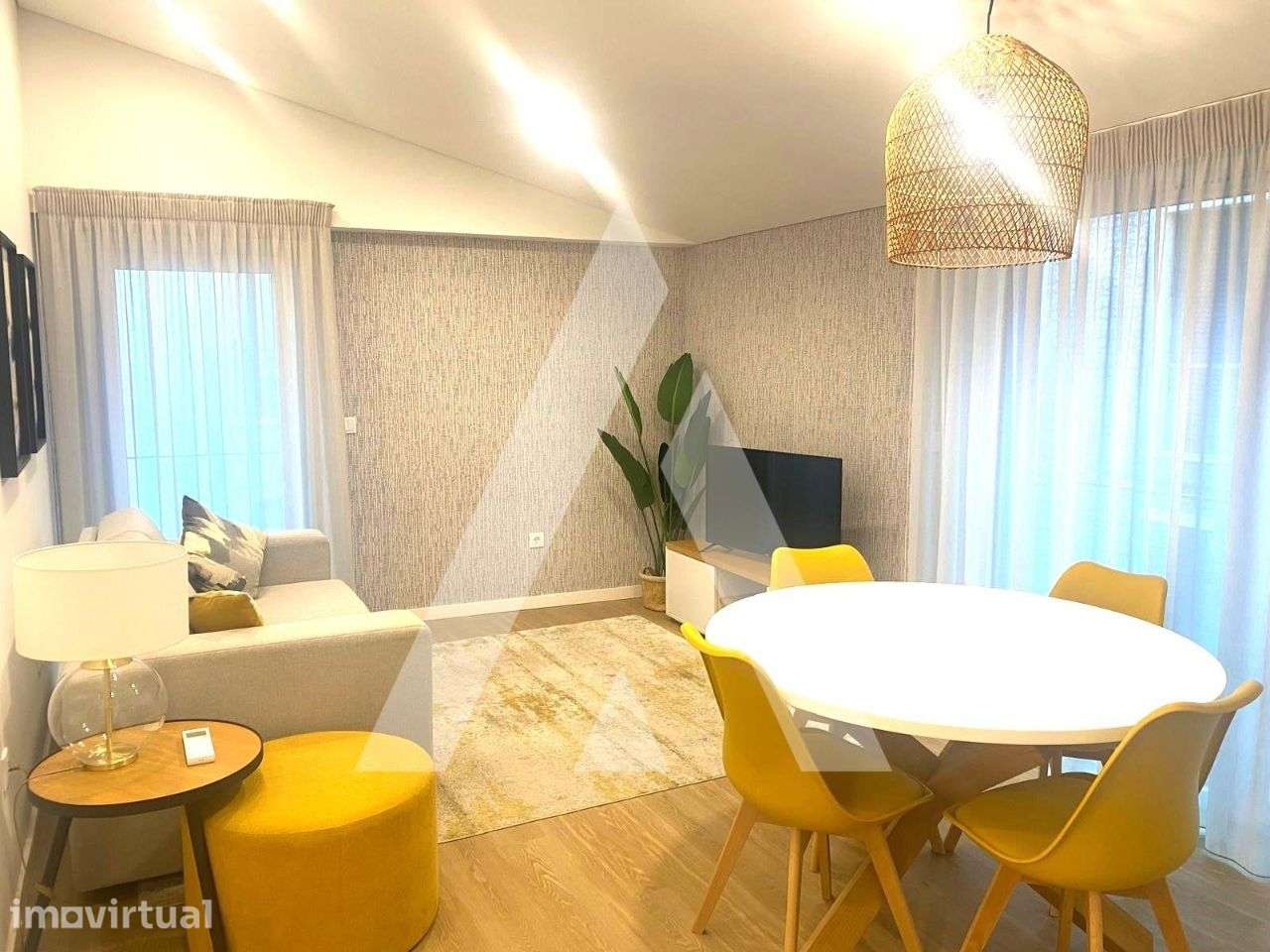 Apartamento T1 novo localizado no coração da cidade de Aveiro - Grande imagem: 4/43