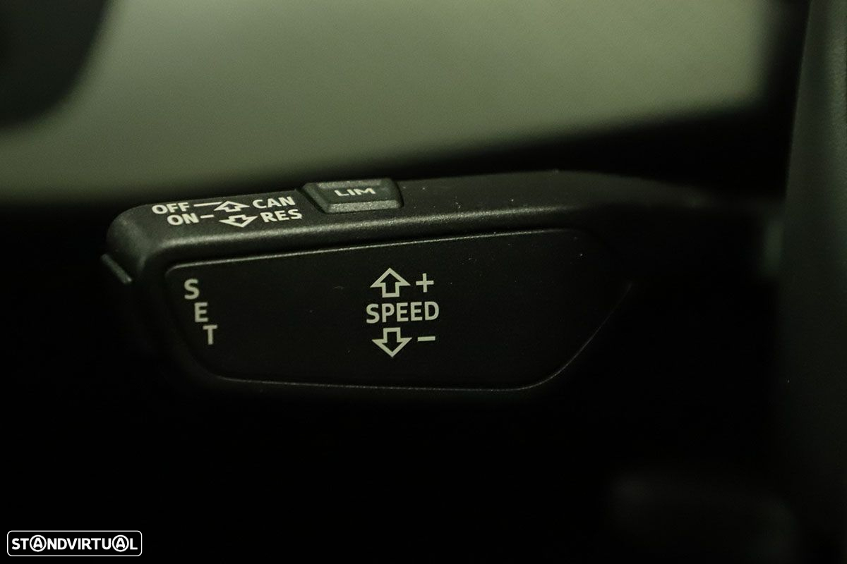 Audi A4 Avant 35 TDI Advanced S tronic - 14