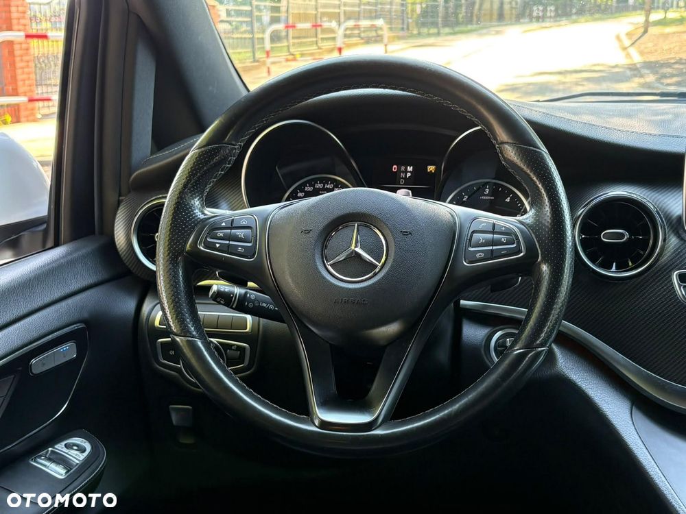 Mercedes-Benz Klasa V 300 d Avantgarde 9G-Tronic (ekstra d³) - 9