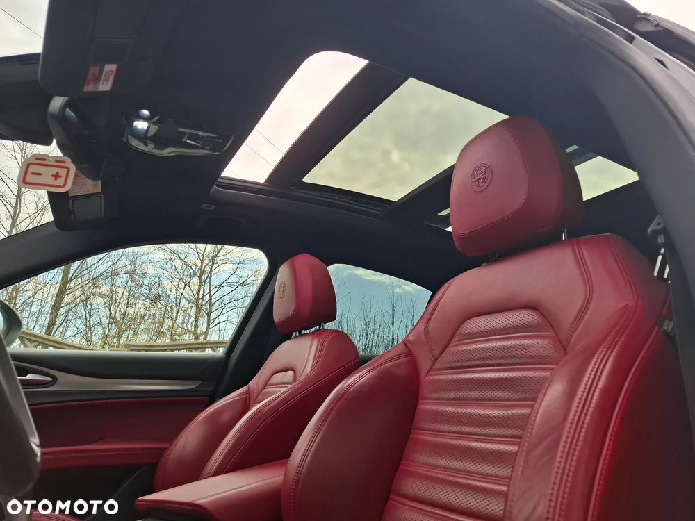 Alfa Romeo Stelvio - 23