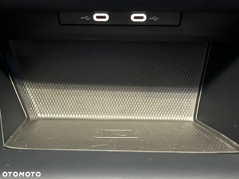 Volkswagen Golf Variant - 31