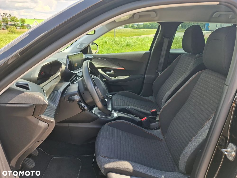 Peugeot 2008 - 17