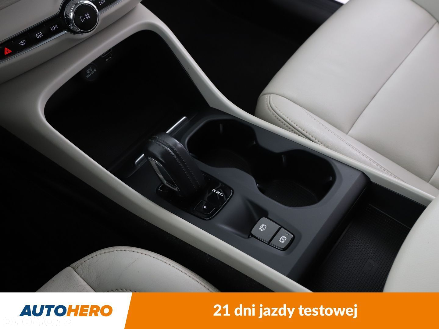 Volvo XC 40 - 29