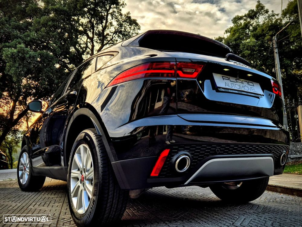 Jaguar E-Pace 2.0 i4D S - 11