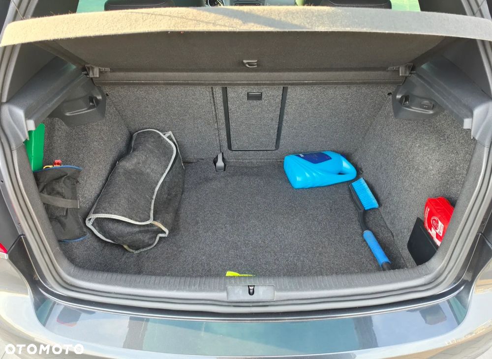 Volkswagen Golf 2.0 TDI GTD - 9