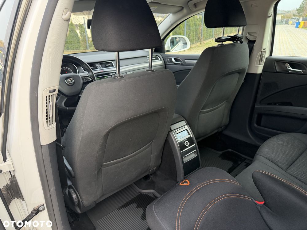 Skoda Superb - 8