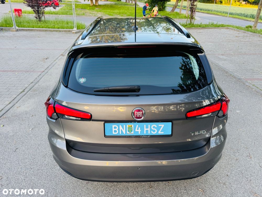 Fiat Tipo 1.6 MultiJet DCT Lounge - 10
