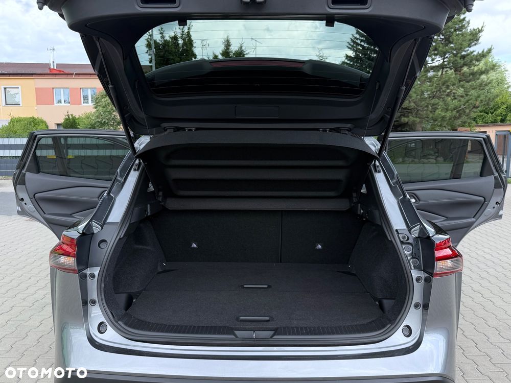 Nissan Qashqai 1.3 DIG-T DCT N-CONNECTA - 38