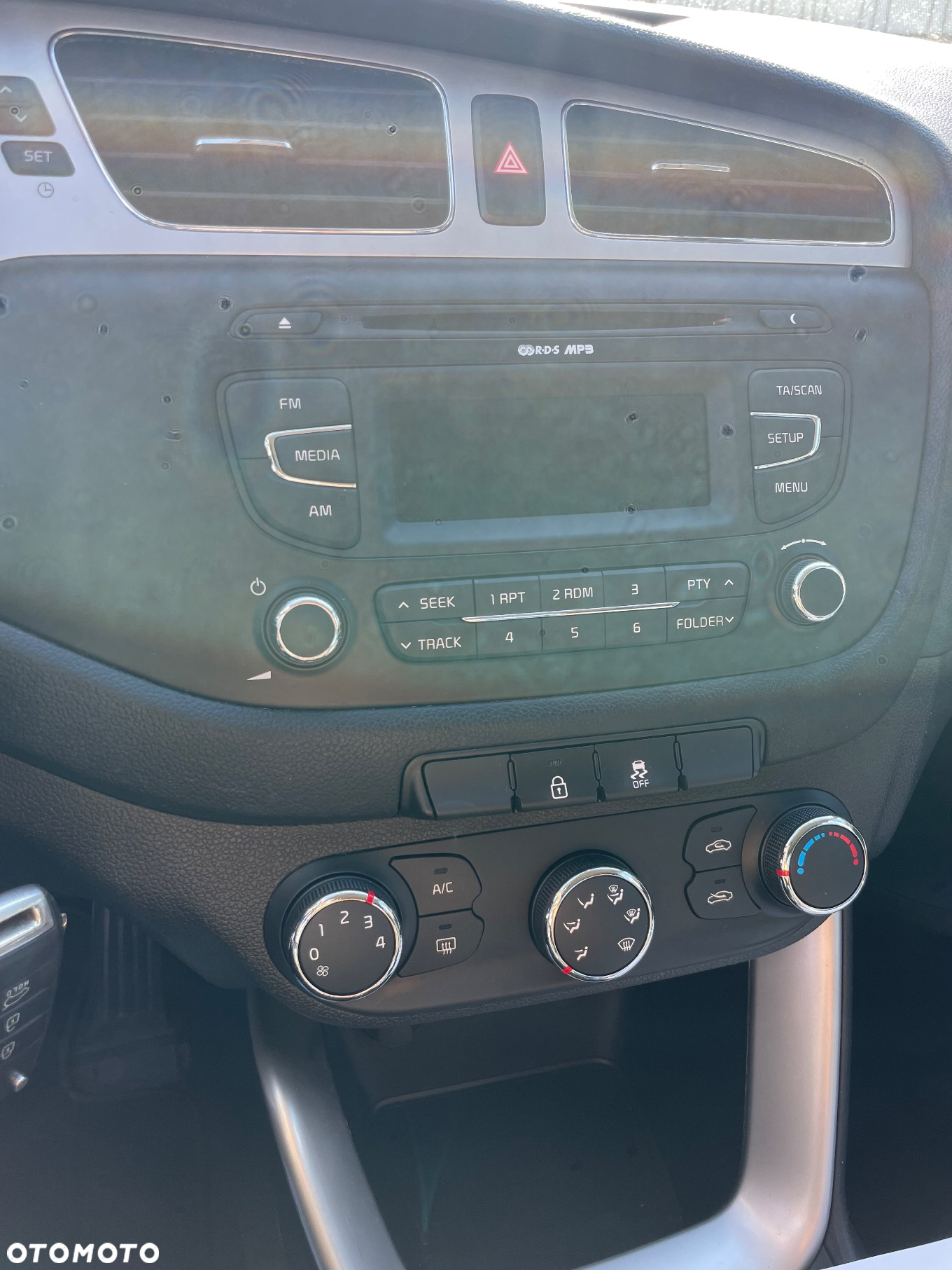 Kia Ceed 1.4 CVVT Edition 7 - 9