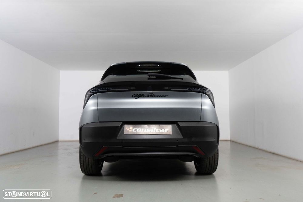 Alfa Romeo Junior 54 kWh Intensa - 5