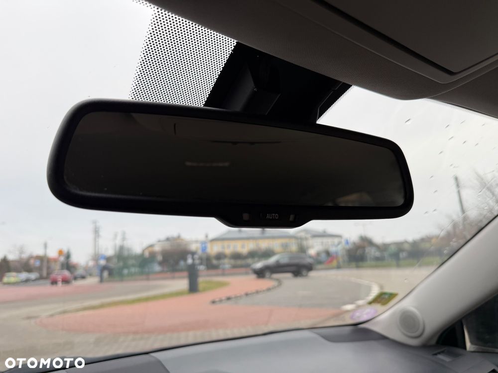 Lexus CT 200h Prestige - 16