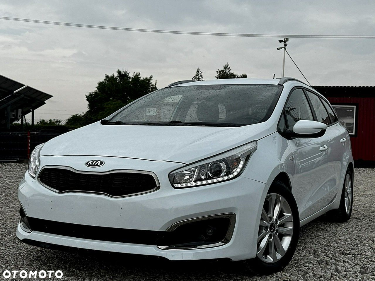 Kia Ceed - 10