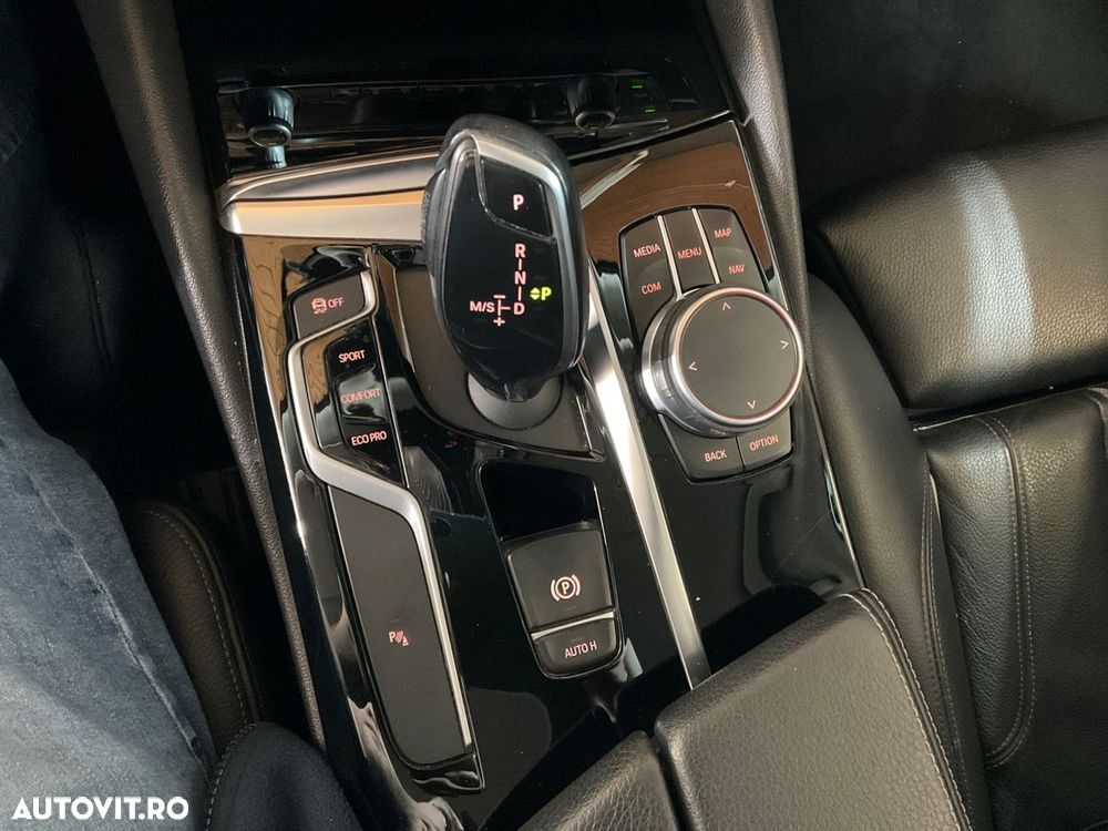 BMW Seria 5 520d Aut. - 20