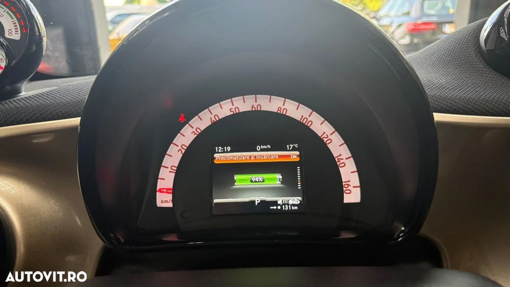 Smart Fortwo 60 kW electric drive - 11