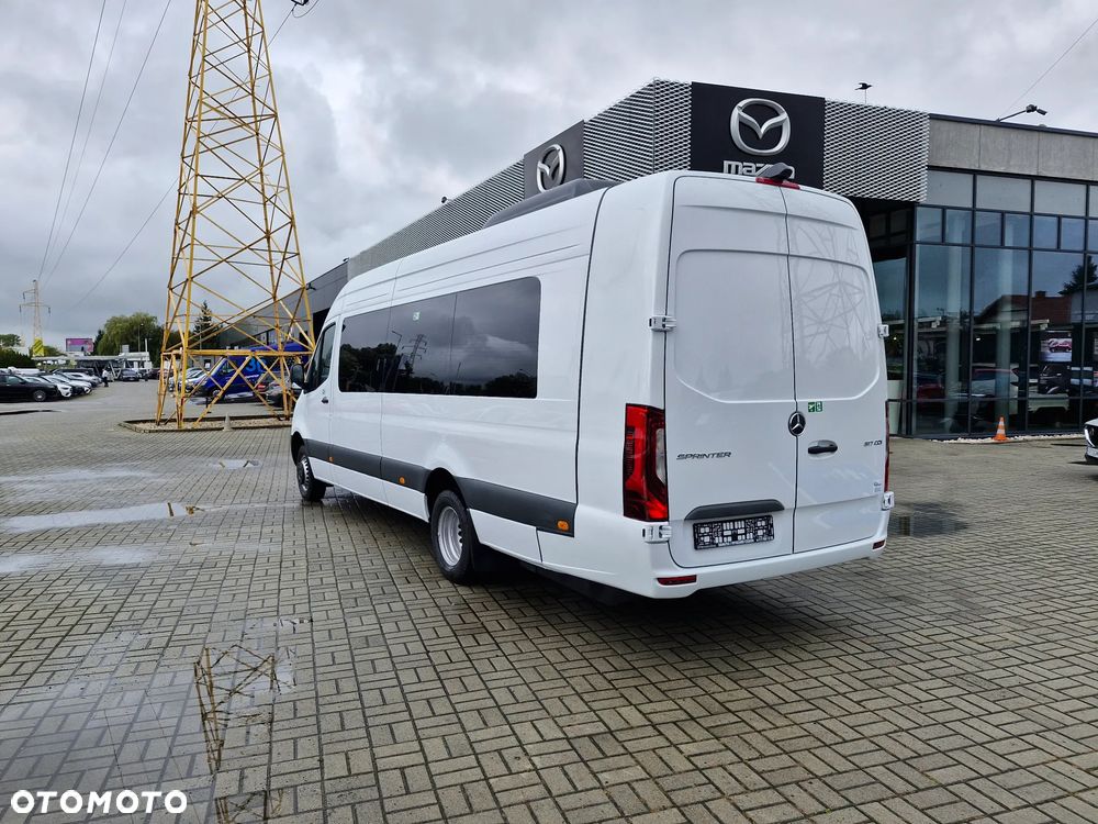 Mercedes-Benz Sprinter - 8