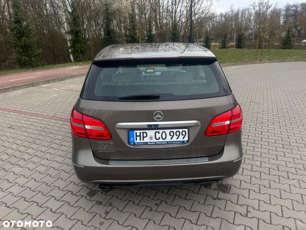 Mercedes-Benz Klasa B 180 BlueEFFICIENCY Edition Style - 10