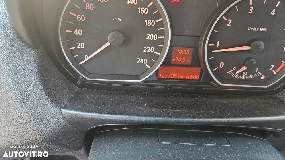 BMW Seria 1 116i - 13