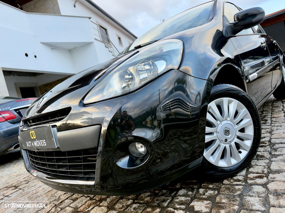 Renault Clio 1.2 16V Dynamique S - 1