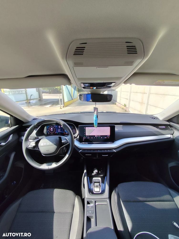 Skoda Octavia 2024 photo 5