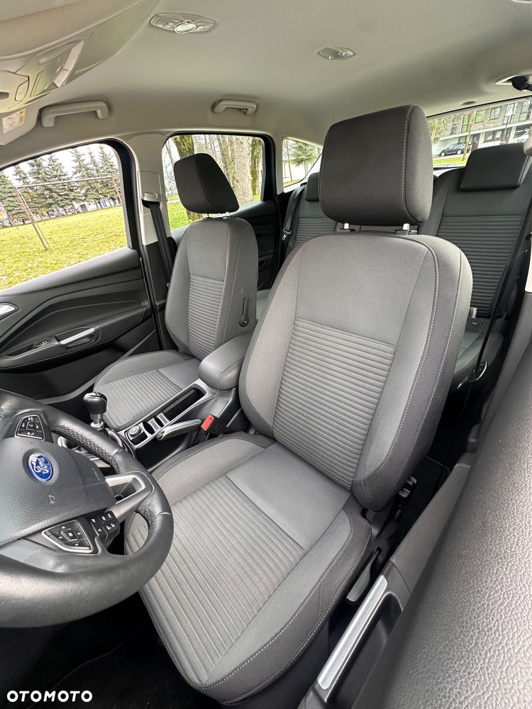 Ford C-MAX 2.0 TDCi Start-Stop-System Titanium - 17