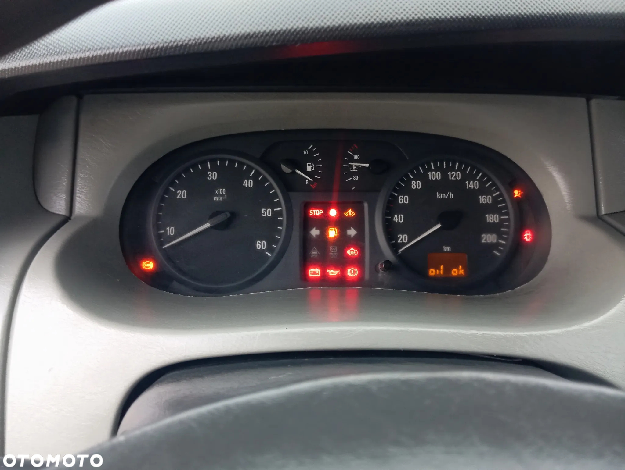 Opel VIVARO - 20