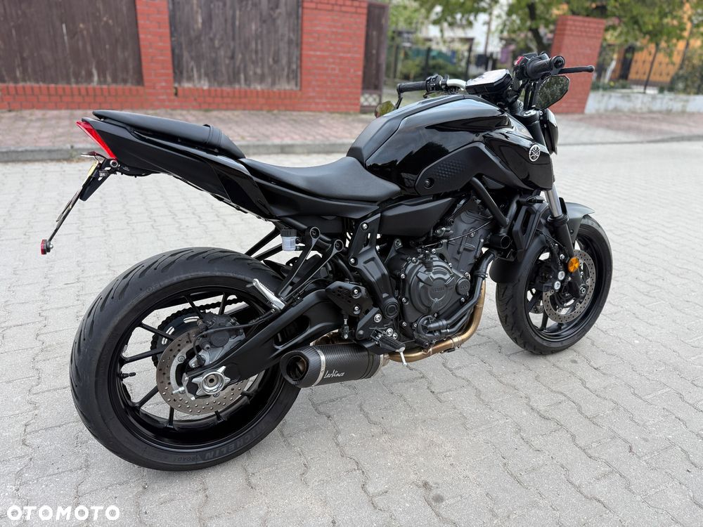Yamaha MT - 12