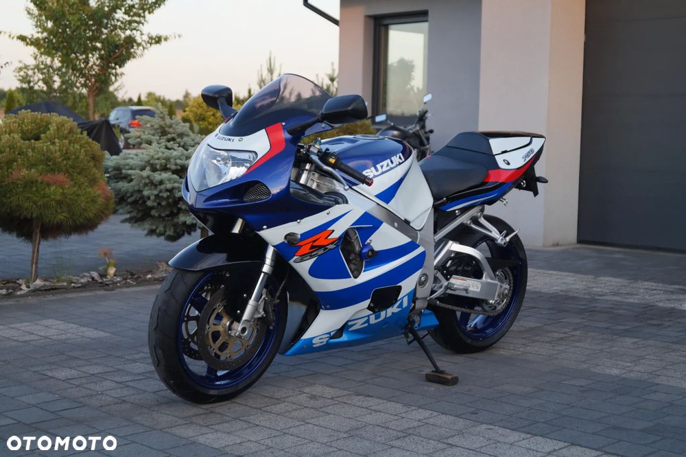 Suzuki GSX-R - 2