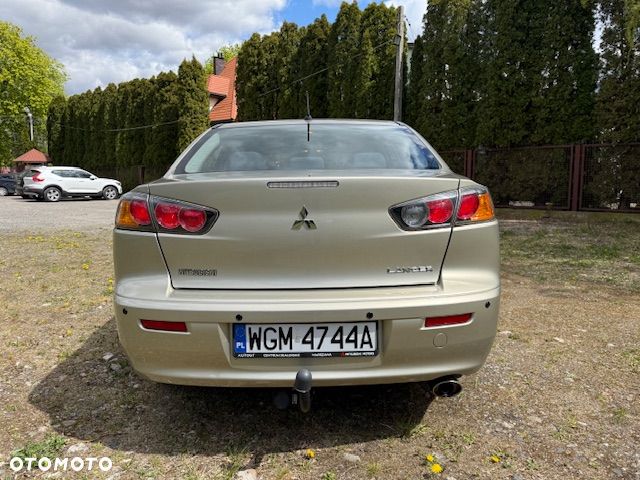 Mitsubishi Lancer 1.6 Invite - 7