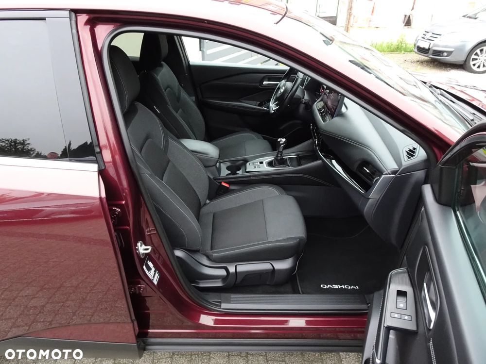 Nissan Qashqai 1.3 DIG-T MHEV N-Connecta - 16