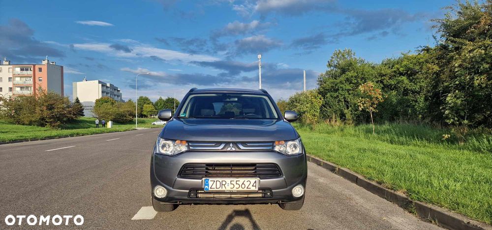 Mitsubishi Outlander 2.2 DID Intense - 2