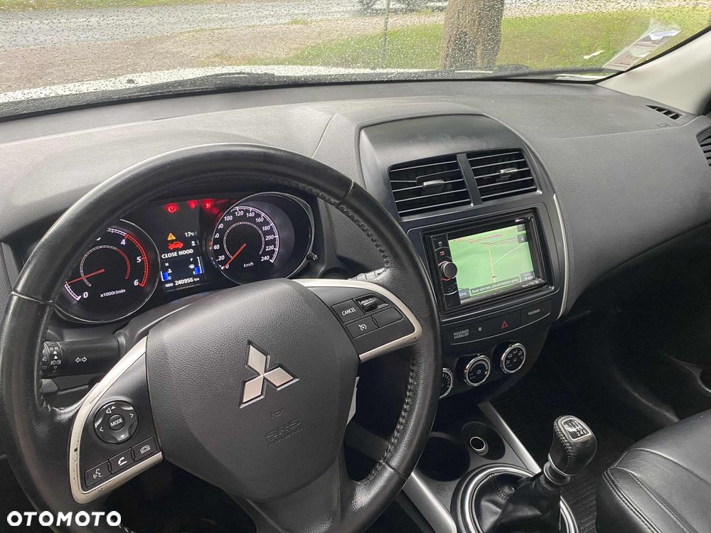 Mitsubishi ASX 1.8 DID Invite 4WD AS&G - 9