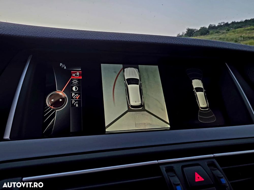 BMW Seria 5 520d xDrive AT - 24