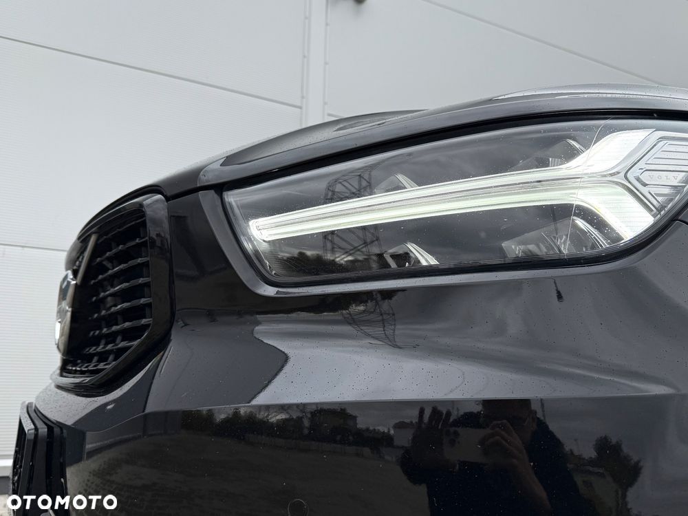 Volvo XC 40 T3 R-Design - 19