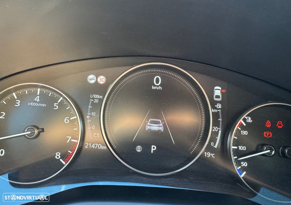 Mazda 3 2.0 e-Skyactiv-G Homura AT - 9