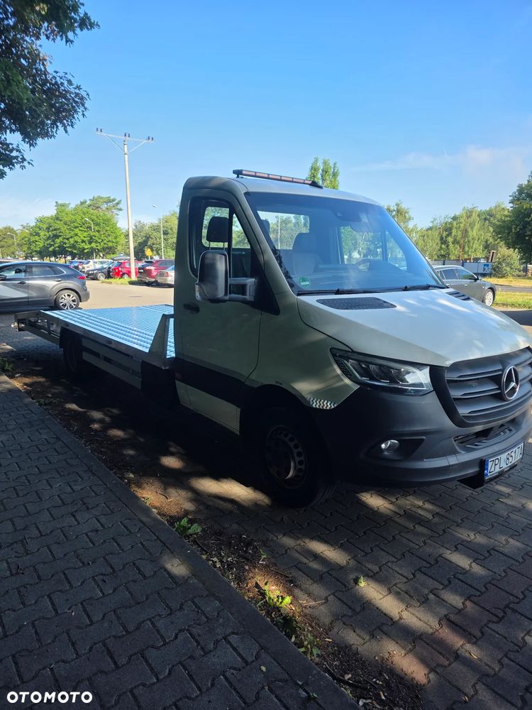 Mercedes-Benz Sprinter - 23