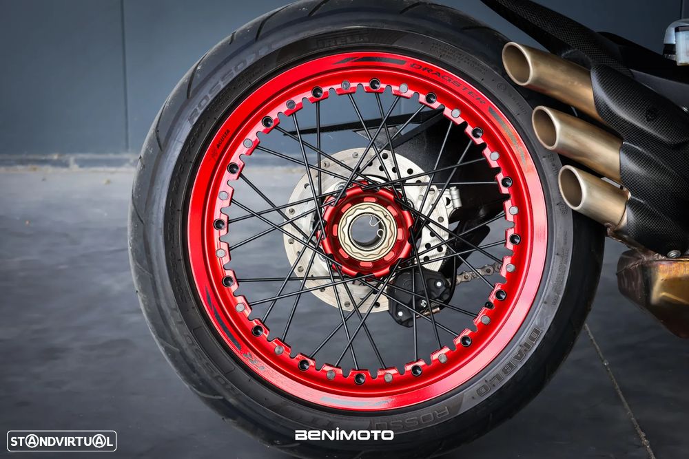 MV Agusta Dragster Lewis Hamilton 211/244 - 19