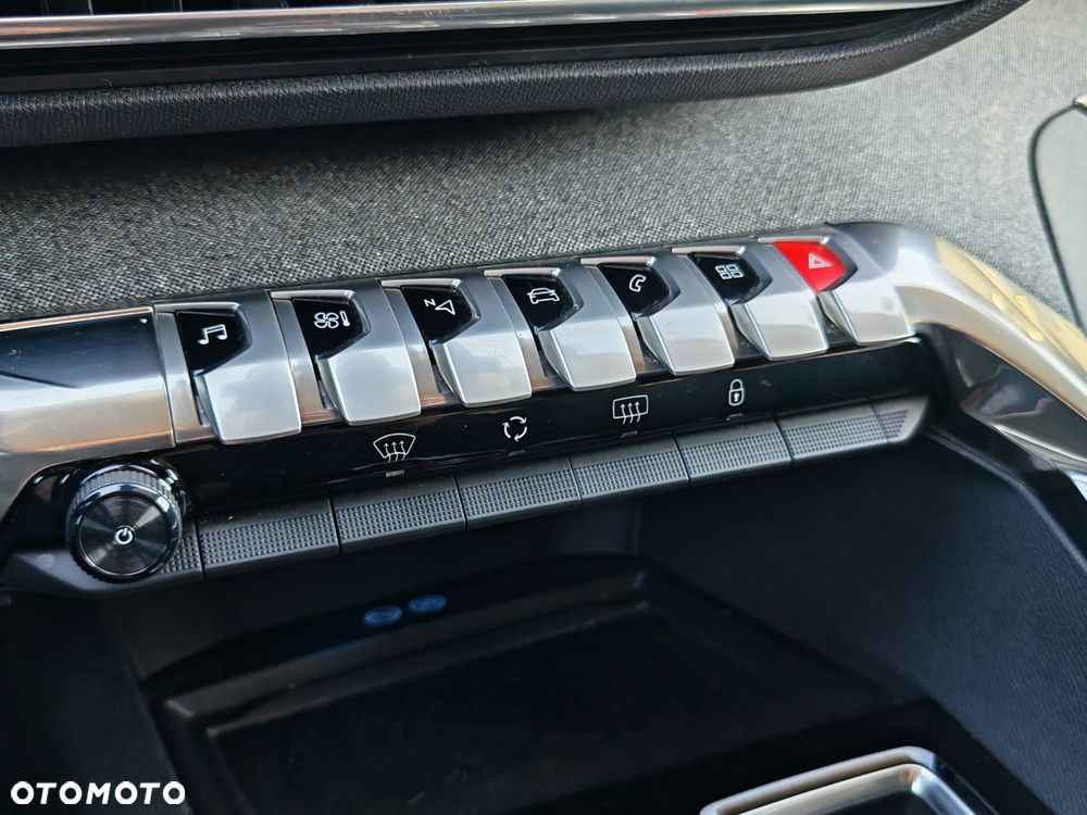 Peugeot 5008 PureTech 130 EAT8 Stop & Start Allure Pack - 27