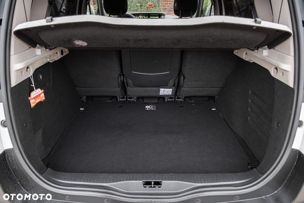 Renault Scenic 1.2 TCE Energy Bose - 28