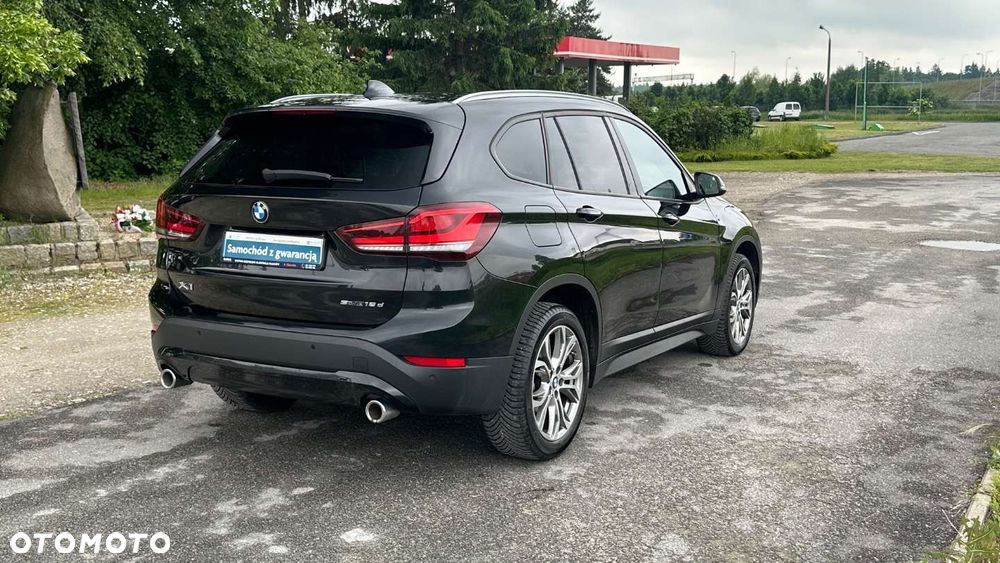 BMW X1 sDrive18d xLine - 22