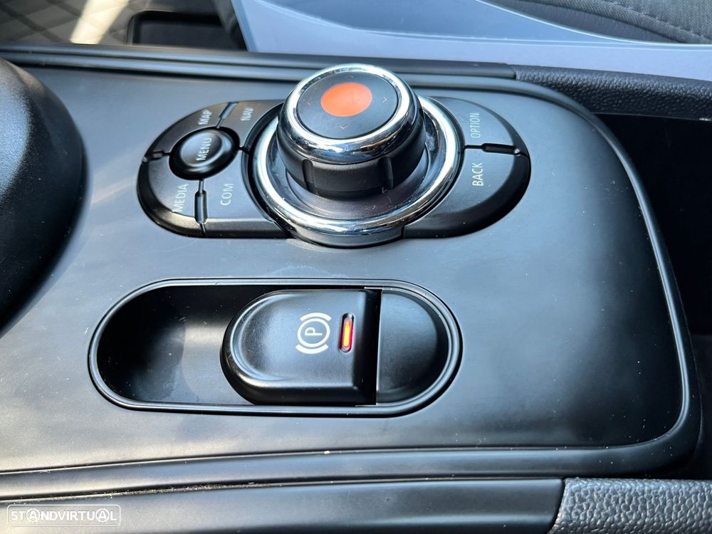MINI Countryman One D Sport Edition - 28