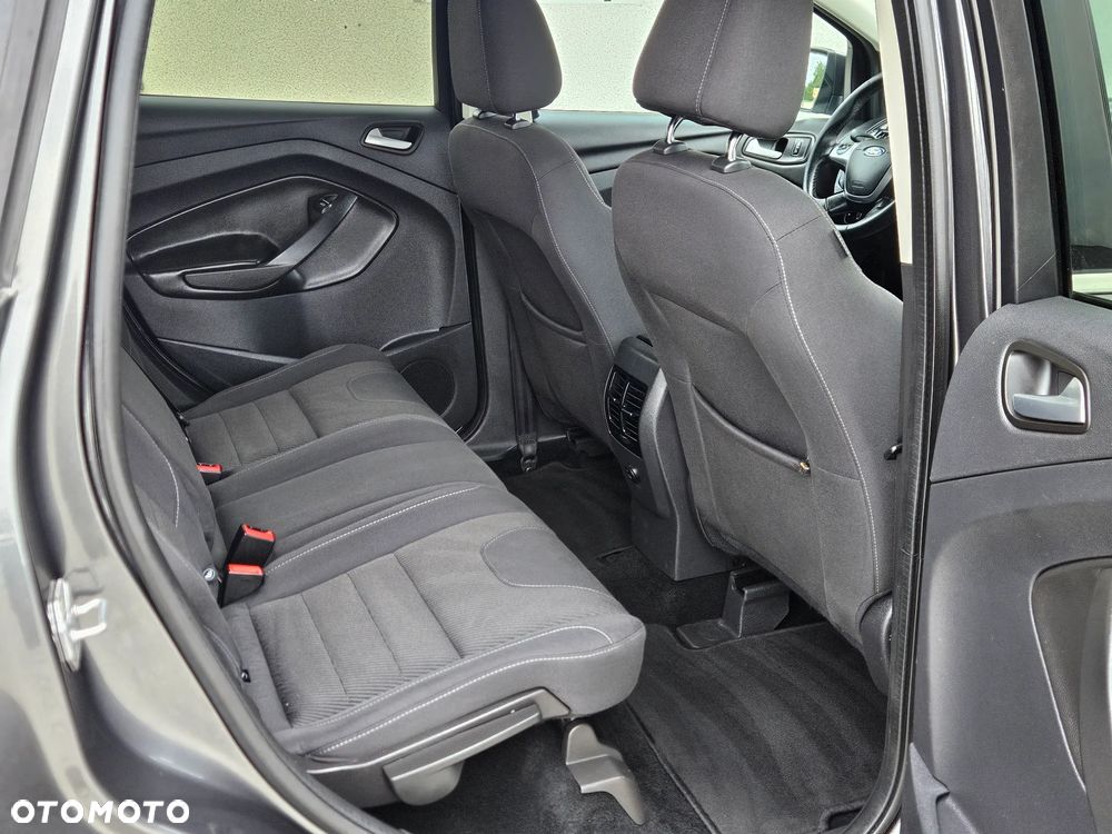 Ford Kuga 2.0 TDCi 2x4 SYNC - 11