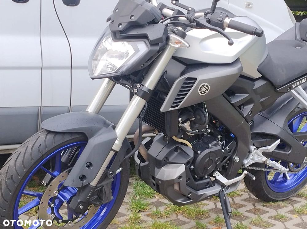 Yamaha MT - 8