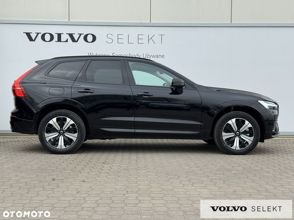 Volvo XC 60 T6 Plug-In Hybrid AWD Plus Dark - 9