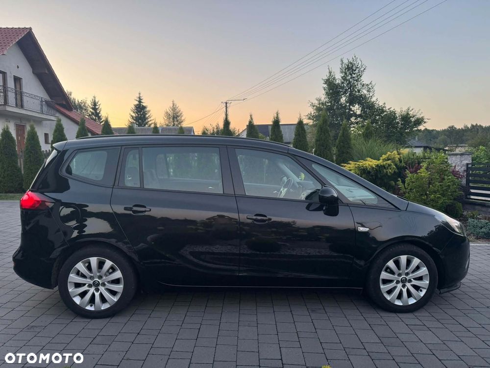 Opel Zafira 2013 photo 3