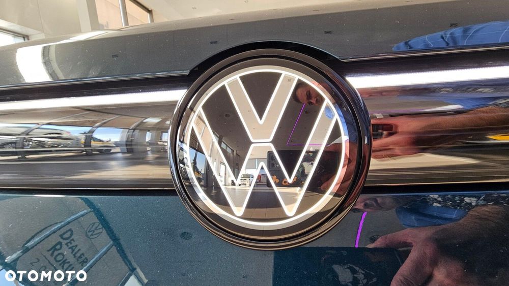 Volkswagen Tiguan - 13