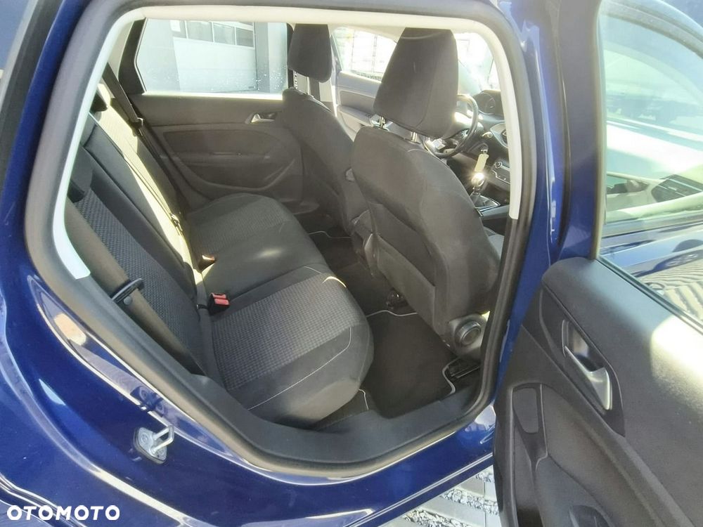 Peugeot 308 - 17