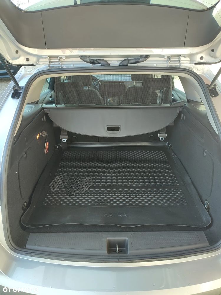 Opel Astra 1.6 CDTI Sport - 22