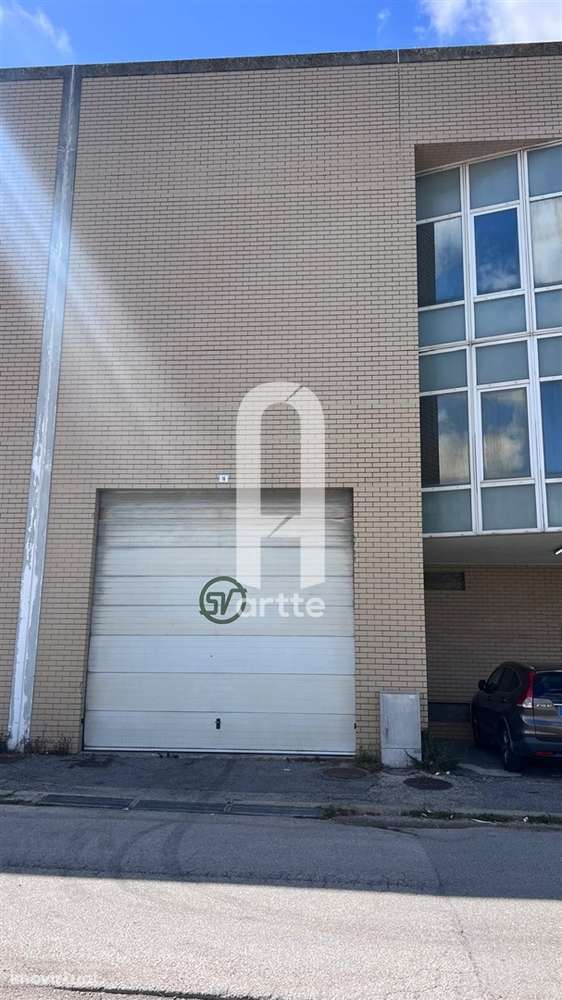 Venda 3 Armazens e 1 escritório na Gafanha da Nazaré - Grande imagem: 5/8